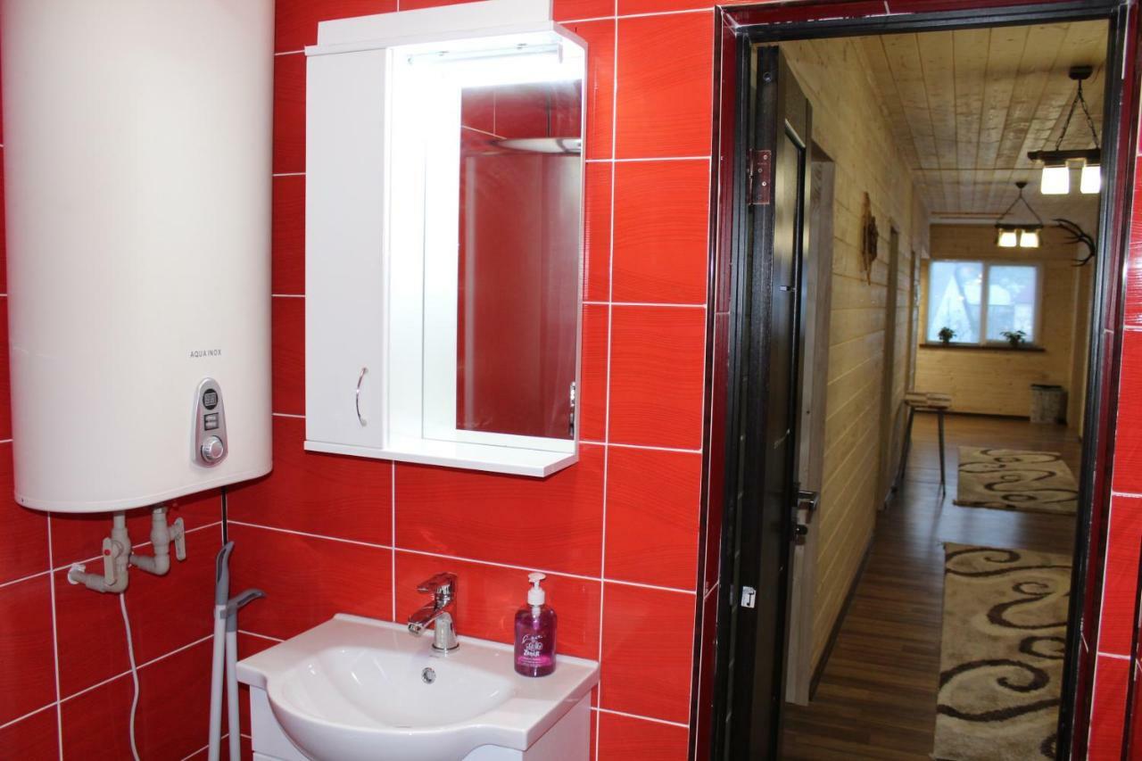 У Інни Hotel Mizhhirya  Eksteriør billede