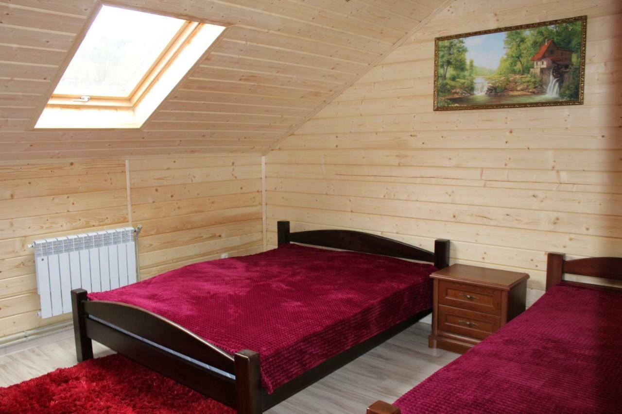 У Інни Hotel Mizhhirya  Eksteriør billede